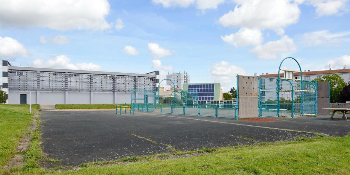 Bellejoie - Appartement T3- Poitiers Sud - Direct Futuroscope - Parking Et Wifi Gratuit エクステリア 写真