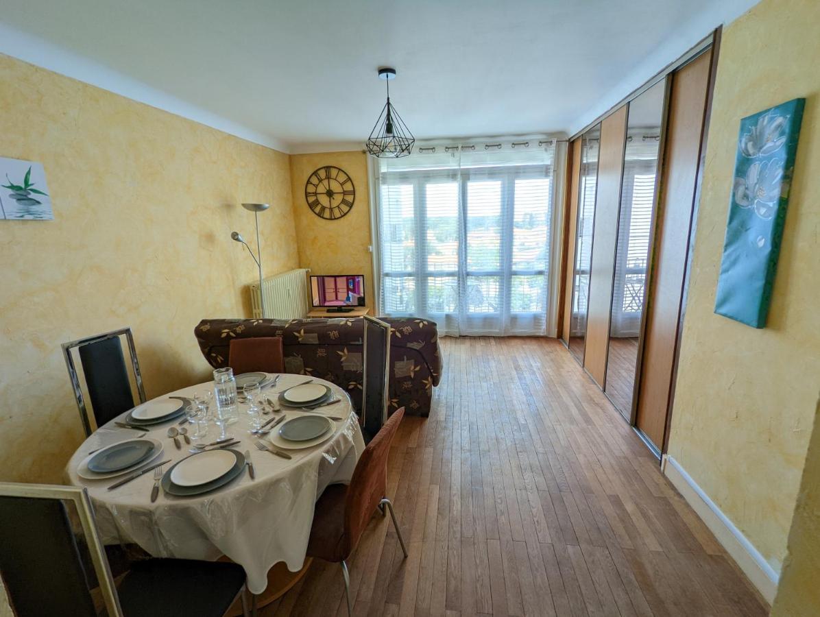 Bellejoie - Appartement T3- Poitiers Sud - Direct Futuroscope - Parking Et Wifi Gratuit エクステリア 写真